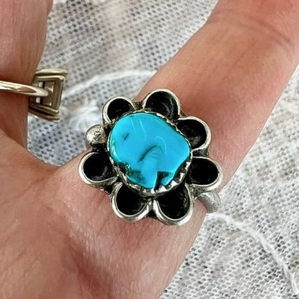 Vintage Turquoise & Sterling Floral Ring